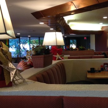 DoubleTree by Hilton Hotel Phoenix Tempe - Before the awful remodel. Frank Lloyd Wright design. - Hotels Near Me - Tempe, Arizona DoubleTree by Hilton Hotel Phoenix Tempe - Before the awful remodel. Frank Lloyd Wright design. - Hotels Near Me - Tempe, Arizona