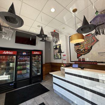 Lou Malnati's Pizzeria - Halloween decor. - Pizza Near Me - Glenview, Illinois Lou Malnati's Pizzeria - Halloween decor. - Pizza Near Me - Glenview, Illinois