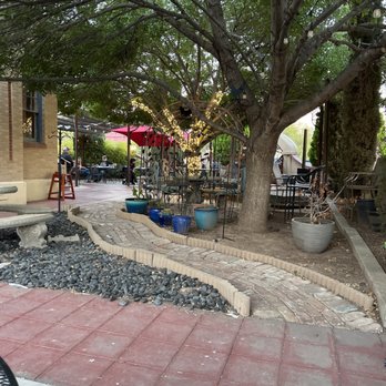 Yellow Brix Restaurant - Patio - Seafood Near Me - Carlsbad, New Mexico Yellow Brix Restaurant - Patio - Seafood Near Me - Carlsbad, New Mexico