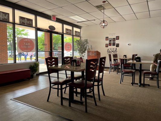 Around The Table by null