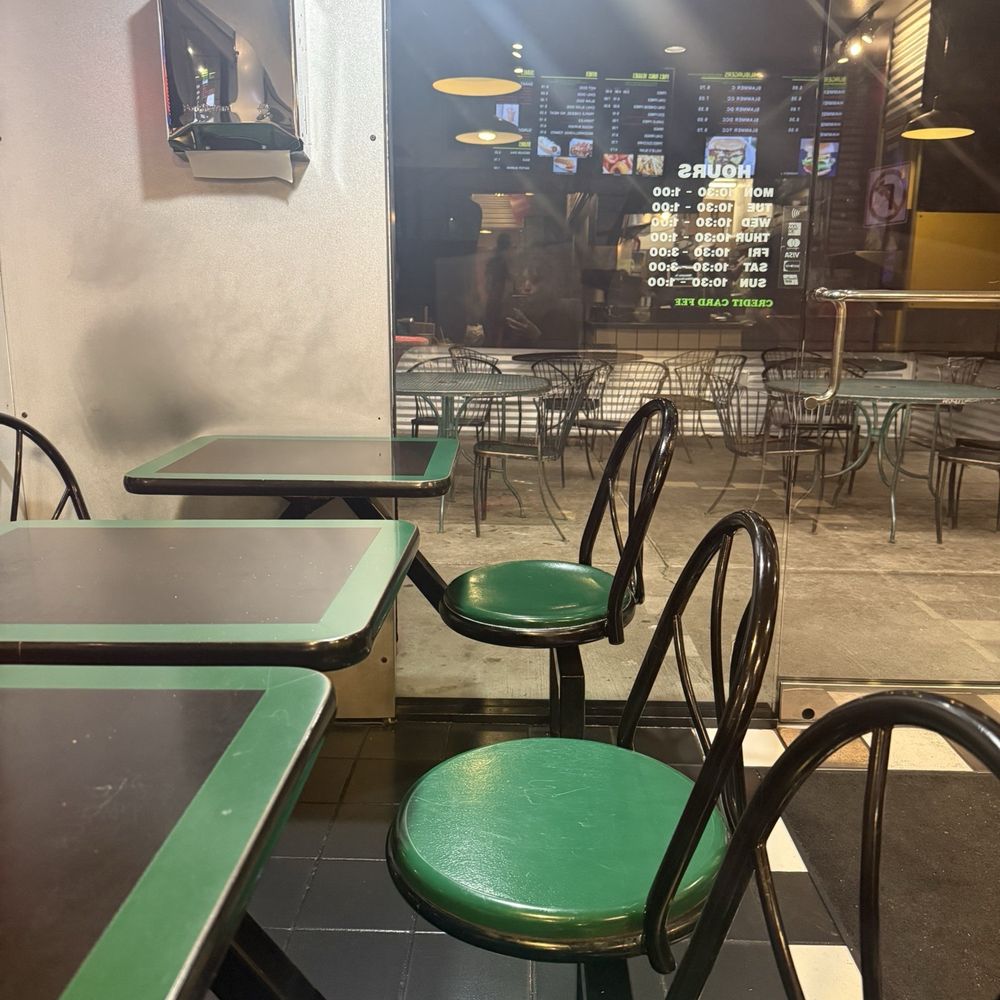 Willie's Burgers - Burgers Near Me - Sacramento, California Willie's Burgers - Burgers Near Me - Sacramento, California