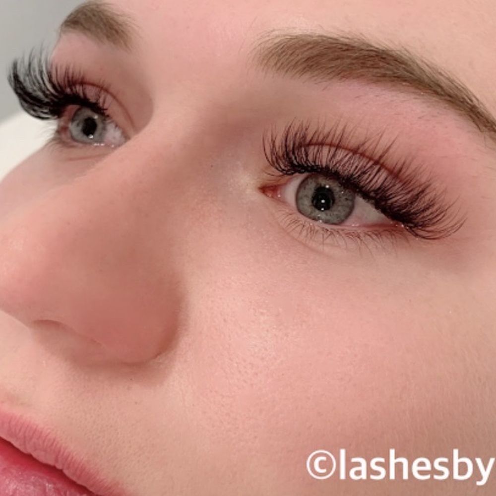 My lashes Sandey did~ FLAWLESS : ) My lashes Sandey did~ FLAWLESS : )