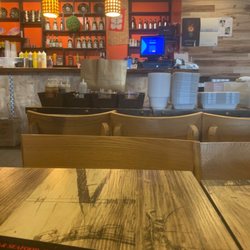 Umami Ramen And Grill - Bar
