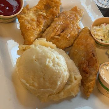 Ketch Harbor Pub - Fish and chips but substitute the fries for mashed potatoes - Seafood Near Me - Half Moon Bay, California