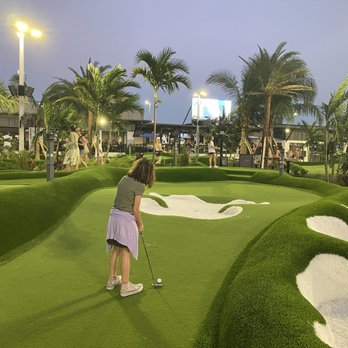 PopStroke - Mini Golf Near Me - Daytona Beach, Florida