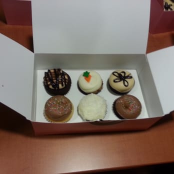 Georgetown Cupcake - Cupcakes Near Me - Washington, DC, District of Columbia