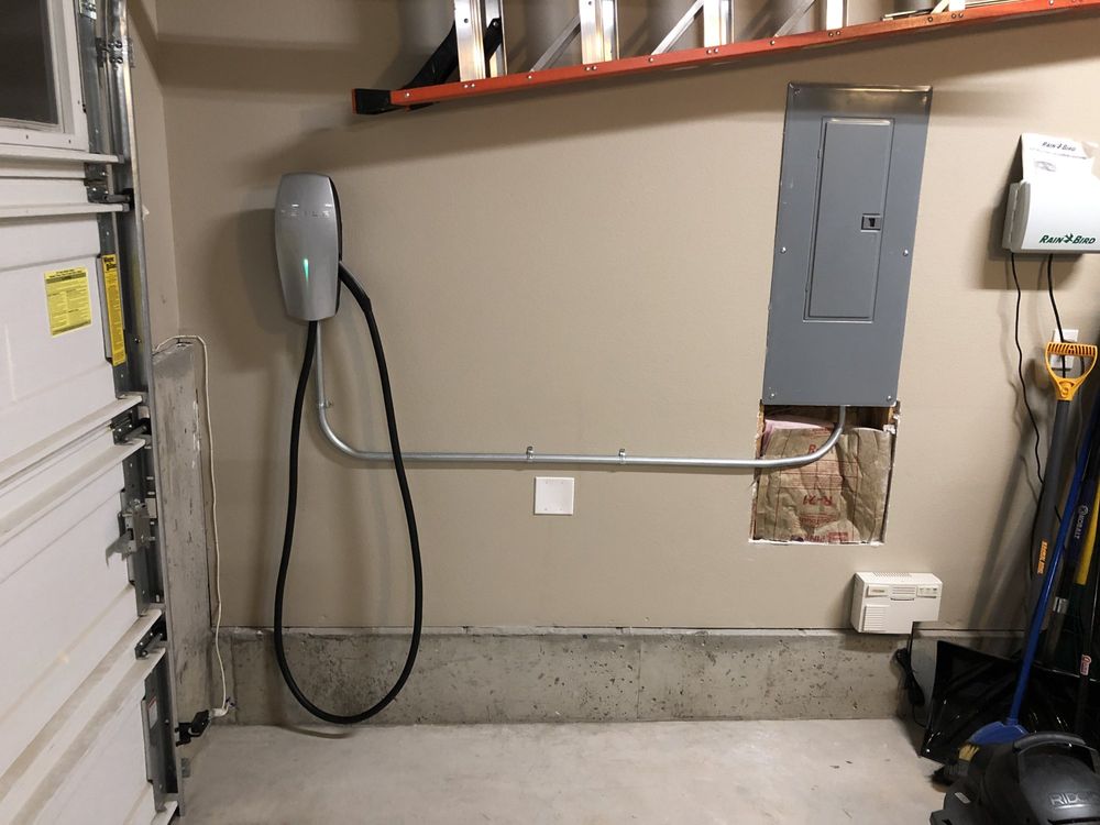 Slide of R Electrical Services