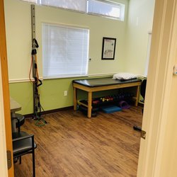 Advanced Medical of Florida - Jan 21: Partial of open concept PT area.