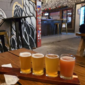 Revelry Brewing - $10 beer flight - Breweries Near Me - Charleston, South Carolina Revelry Brewing - $10 beer flight - Breweries Near Me - Charleston, South Carolina