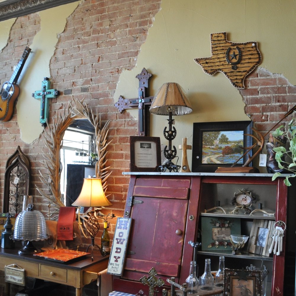 Rustic Ranch - Inside the Rustic Ranch decor store - Accessories Near Me - Valley View, Texas