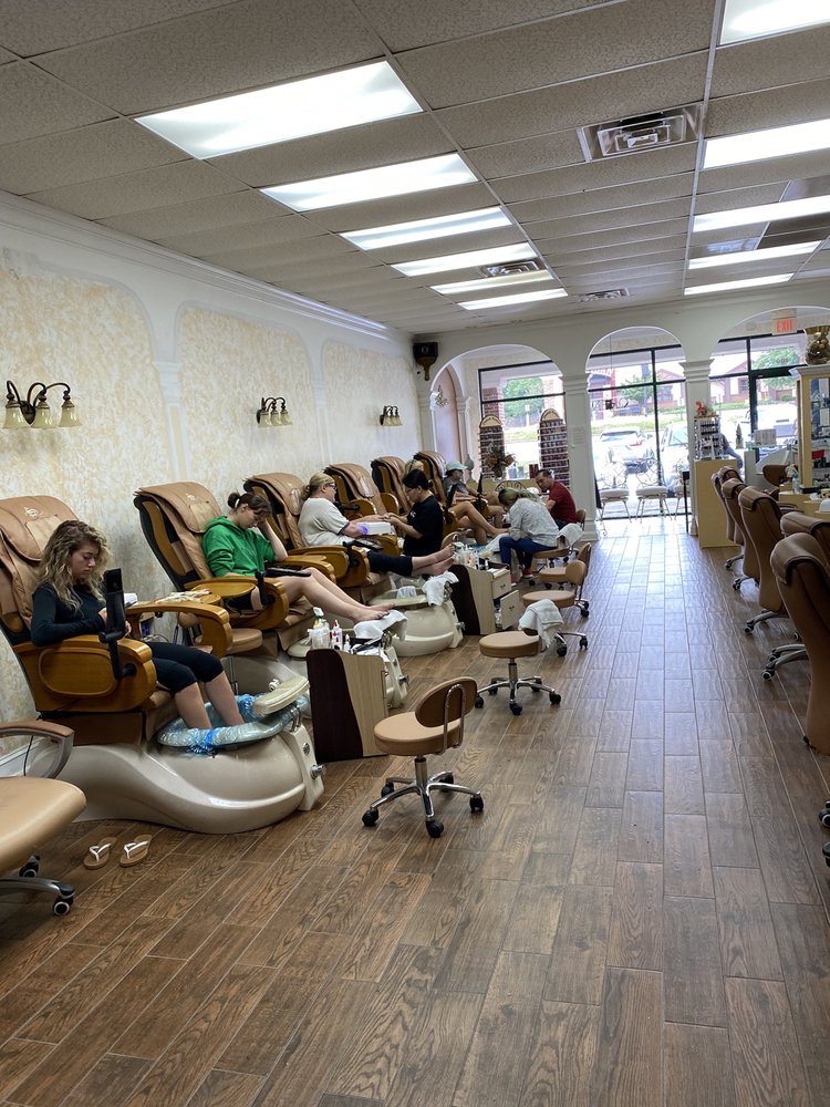 NAILS XPERTZ Updated April 2024 16 Photos 4724 Lower Roswell Rd