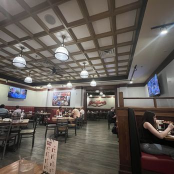 Giordano's - Pizza Near Me - Naperville, Illinois Giordano's - Pizza Near Me - Naperville, Illinois