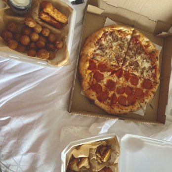 Dough Daddys Pizza - Pizza, (you pick 3 apps) fried mushrooms, mix sticks, mac n cheese bite, fried pickles, broccoli and cheese bites - Pizza Near Me - Scott Depot, West Virginia Dough Daddys Pizza - Pizza, (you pick 3 apps) fried mushrooms, mix sticks, mac n cheese bite, fried pickles, broccoli and cheese bites - Pizza Near Me - Scott Depot, West Virginia