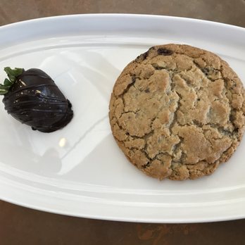 Brasswood Bar + Bakery - Sweet snack for two: a chocolate chip cookie and a chocolate covered strawberry! - Bakeries Near Me - Saint Helena, California Brasswood Bar + Bakery - Sweet snack for two: a chocolate chip cookie and a chocolate covered strawberry! - Bakeries Near Me - Saint Helena, California