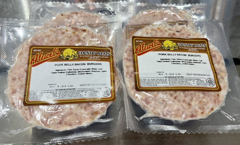 Alewel's Country Meats Logo