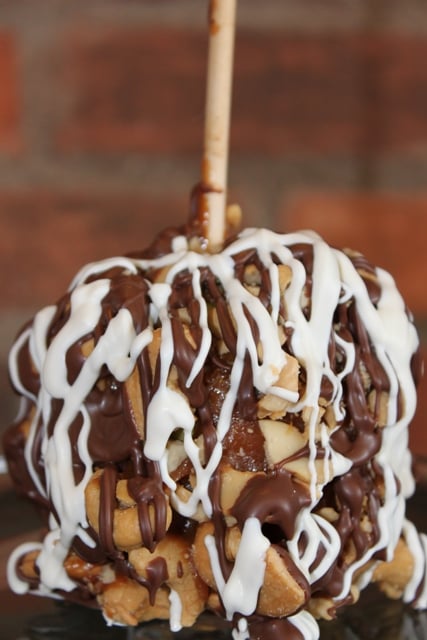 The Fawn Confectionery Logo