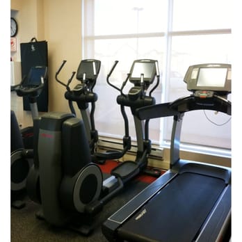 Four Points by Sheraton Calgary Airport - Work out room - Hotels Near Me - Calgary, Alberta