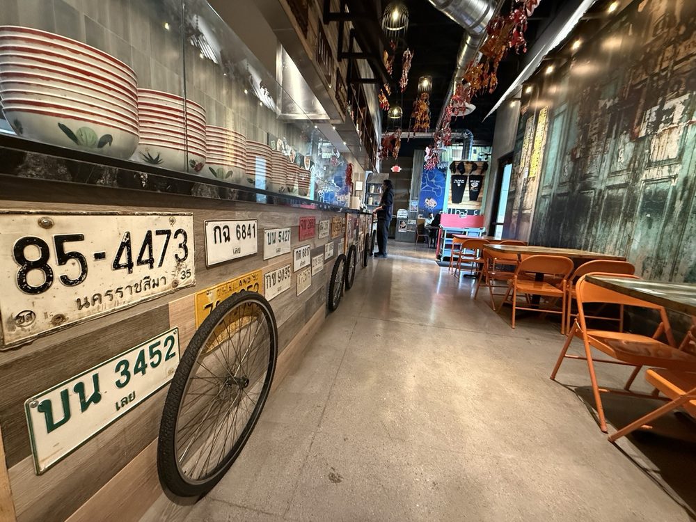 Block 9 Thai Street Eats - Photo 2