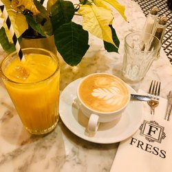 Fress - OJ, flat white and flowers