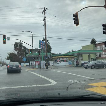 Smog Check Berkeley - Pull in on the right, save some $$ - Smog Check Stations Near Me - Berkeley, California