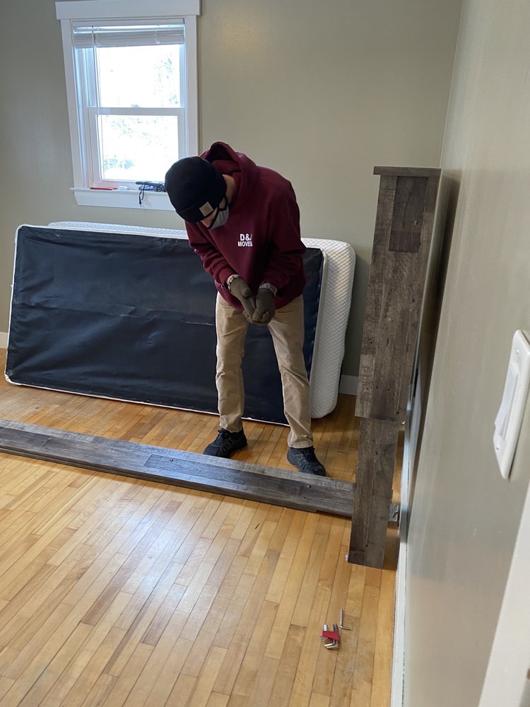 D & J MOVERS Updated August 2024 11 Photos 516 W River Rd, Augusta, Maine Movers Phone