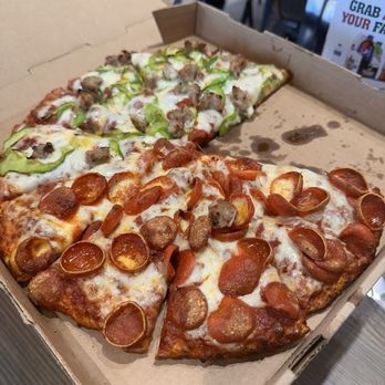Mountain Mike's Pizza - 1/2 pepperoni, 1/2 sausage & green pepper - Chicken Wings Near Me - Cedar Park, Texas Mountain Mike's Pizza - 1/2 pepperoni, 1/2 sausage & green pepper - Chicken Wings Near Me - Cedar Park, Texas