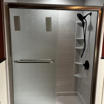Bath Fitter - New Bath Fitter Shower - General Contractors Near Me - Pelham, Alabama