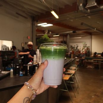Mast Coffee - blueberry matcha - Coffee & Tea Near Me - Sacramento, California