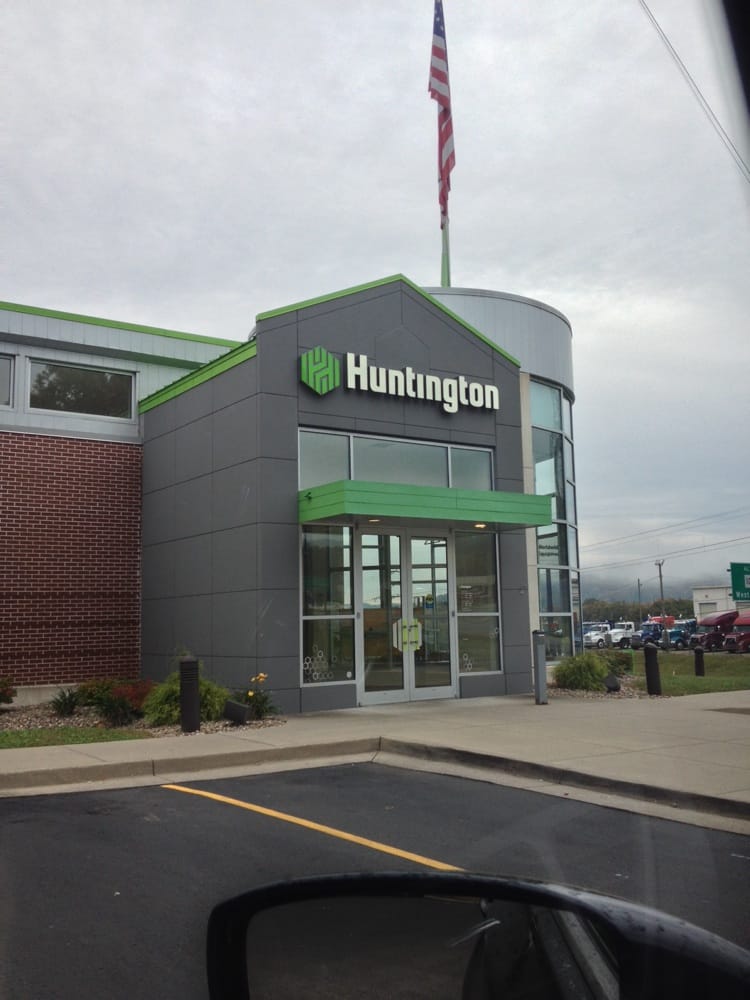 HUNTINGTON BANK Updated October 2024 5704 US Route 60, Huntington