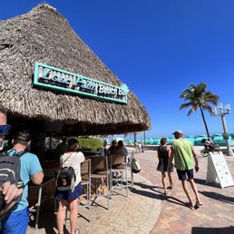 Exterior photo of Lone Palm Beach Bar - Hollywood, Florida Exterior photo of Lone Palm Beach Bar - Hollywood, Florida