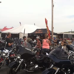 Broken Spoke Campground - Broken Spoke Saloon