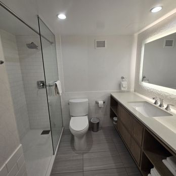 Flamingo Las Vegas - A Caesars Rewards Destination - Bathroom. Note only half the shower is covered causing water to splash on the bathroom floor. - Hotels Near Me - Las Vegas, Nevada Flamingo Las Vegas - A Caesars Rewards Destination - Bathroom. Note only half the shower is covered causing water to splash on the bathroom floor. - Hotels Near Me - Las Vegas, Nevada