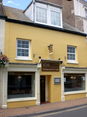 Combe Cottage Restaurant And Cafe British 63 High Street