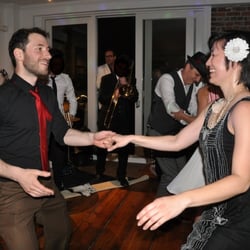 Brooklyn Swings - Swing dance party with a swing lesson by Brooklyn Swings