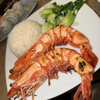 Rock 'N Raw - Sushi Bars Near Me - Tampa, Florida