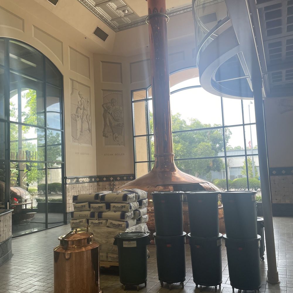 Sierra Nevada Brewing - More beer tank - Breweries Near Me - Chico, California Sierra Nevada Brewing - More beer tank - Breweries Near Me - Chico, California