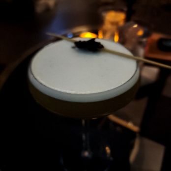 SM23 - Pineapple & Cardamom - Lounges Near Me - Morristown, New Jersey