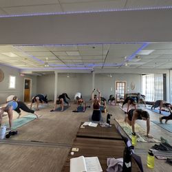 Vibe hot yoga & Pilates - Hot Pilates- Chelmsford location