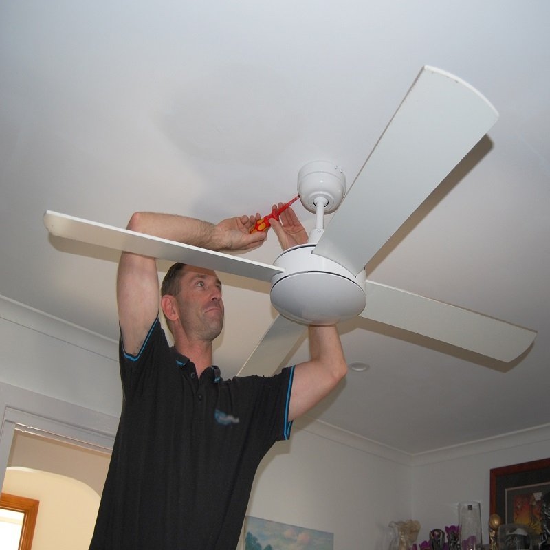 Slide of Smallwood Local Electrical Repair Service