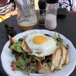 PŮLMĚSÍC GRILL & PASTA