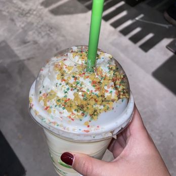 Shake Shack Princeton - Christmas cookie milkshake (a Christmas season 2019 special) - Fast Food Near Me - Lawrence Township, New Jersey Shake Shack Princeton - Christmas cookie milkshake (a Christmas season 2019 special) - Fast Food Near Me - Lawrence Township, New Jersey