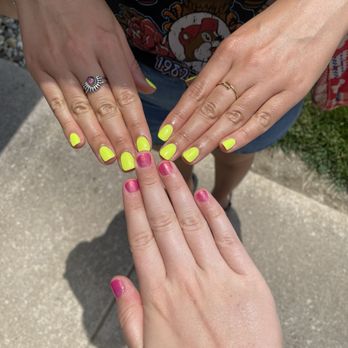 Sweet Mia - Nail Salons Near Me - Des Peres, Missouri Sweet Mia - Nail Salons Near Me - Des Peres, Missouri