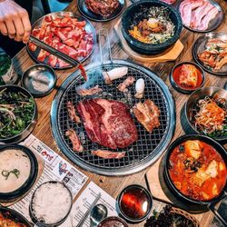 678 Korean BBQ - Charcoal on the table