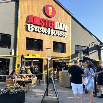 Amsterdam BrewHouse - Breweries Near Me - Toronto, Ontario