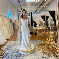 Beloved Bridal - Try on, shop interior