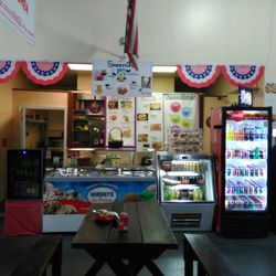 Abba's Kitchen - Great place to eat with the family!