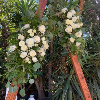 Cristina's Flowers - Florists Near Me - Long Beach, California