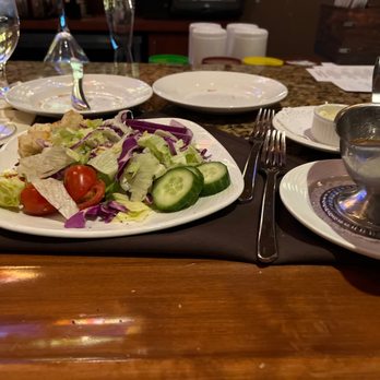 Eddie Merlot's - House salad - Seafood Near Me - Pittsburgh, Pennsylvania Eddie Merlot's - House salad - Seafood Near Me - Pittsburgh, Pennsylvania