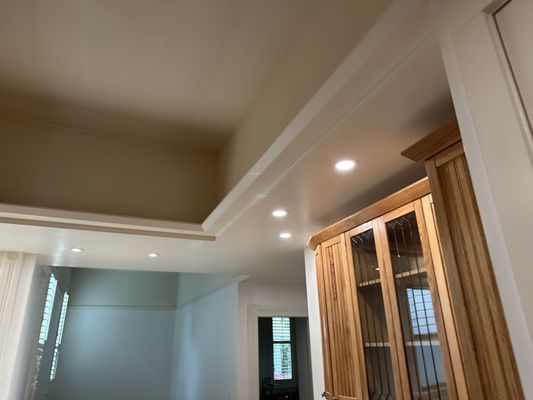 Recessed light fixtures installation in the kitchen - Recessed light fixtures installation in the kitchen
