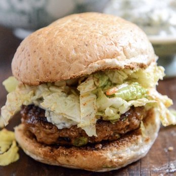 Helping Food Truck - Carolina slider - Food Trucks Near Me Helping Food Truck - Carolina slider - Food Trucks Near Me